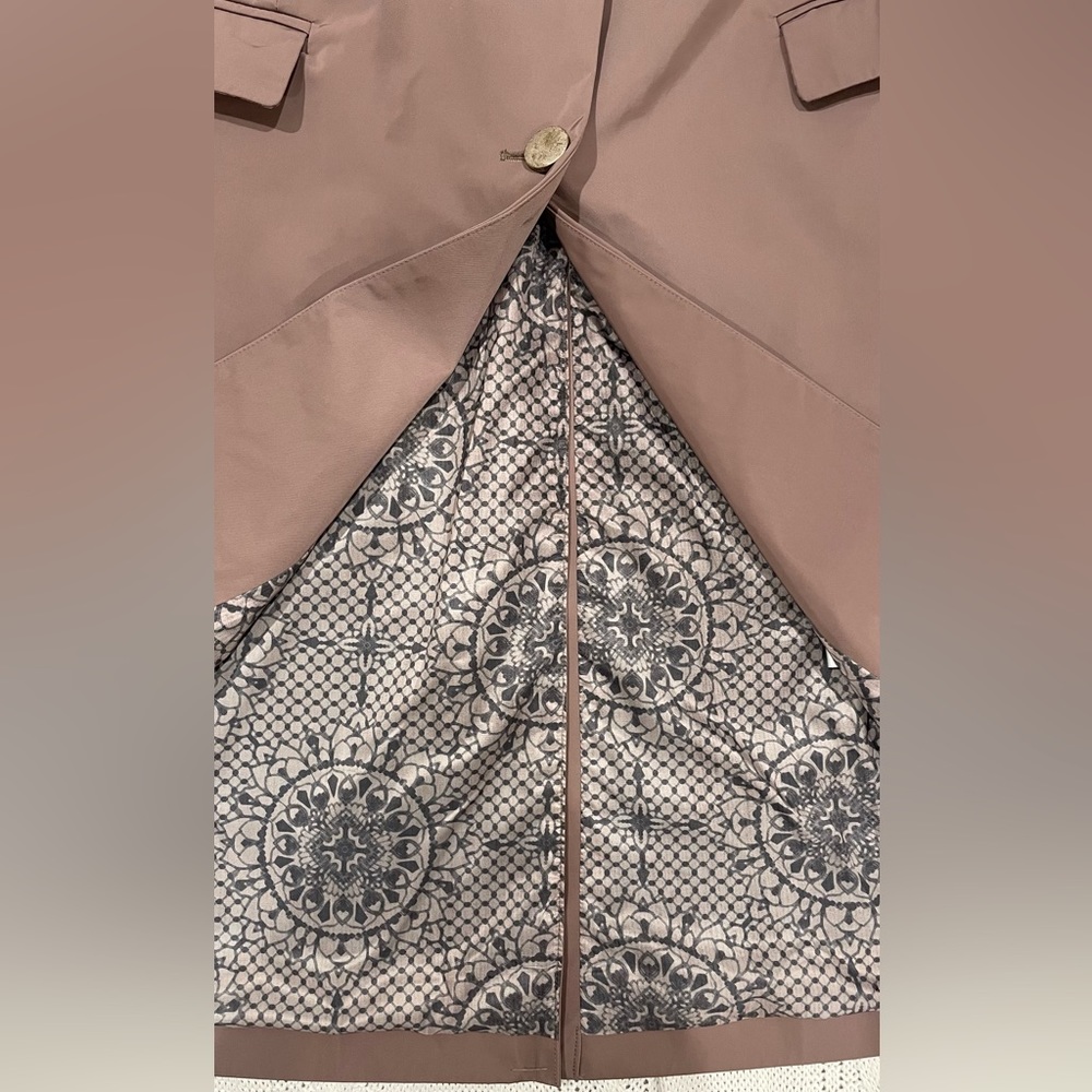 NWT Sosken Studios Trench Raincoat Lightweight Mastic Women’s L - Picture 8 of 8